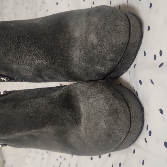 Michael Kors high heel booties, size 9 - Picture 7 of 8